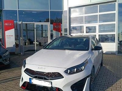 Kia ProCeed GT