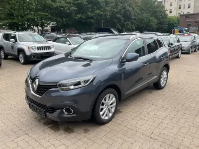 Gebraucht Renault Kadjar Life 140 PS (102 kW) 2018 Grau SUV