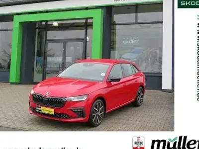 Gebraucht Skoda Scala Tour 116 PS (85 kW) 2025 Rot (velvetrot metallic) Kleinwagen