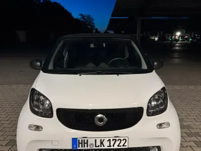Używany Smart ForTwo Coupé 71 KM (52 kW) 2019 Biały Coupe