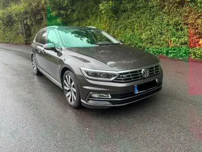 Gebraucht VW Passat R-line 220 PS (161 kW) 2018 Braun Kombi