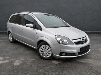 Gebraucht Opel Zafira Sport 200 PS (147 kW) 2005 Silber Van / Kleinbus