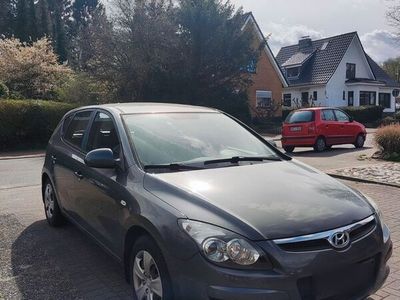 gebraucht Hyundai i30 1.4 Classic Classic