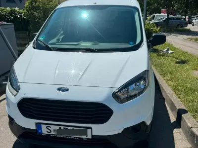 Gebraucht Ford Transit 101 PS (74 kW) 2019 Weiß Van / Kleinbus
