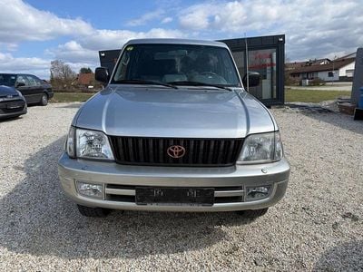 Gebraucht Toyota Land Cruiser 163 PS (119 kW) 2001 Silber SUV