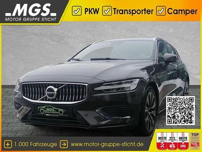 Gebraucht Volvo V60 Plus 253 PS (186 kW) 2022 Platinum grey metallic Kombi