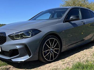 Second-hand BMW M135 Performance 306 CP (225 kW) 2023 Gri Hatchback