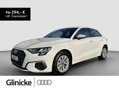 Weiß Gebraucht 2023 Audi A3 Limousine | 24.480 € (Guter Preis)