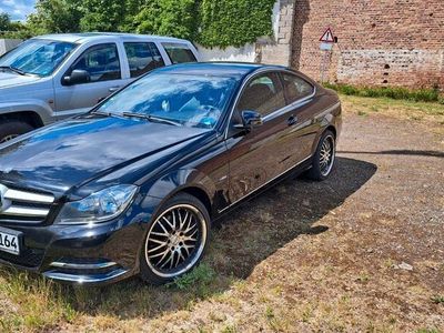 Mercedes C180