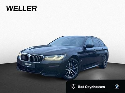 Black sapphire (schwarz) Gebraucht 2021 BMW 530 M Sport Kombi | 36.750 € (Teuer)