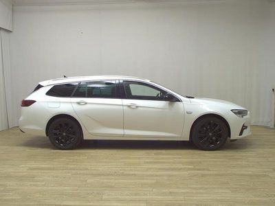 Gebraucht Opel Insignia Business 174 PS (127 kW) 2022 Weiss Kombi