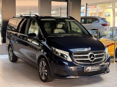 Gebraucht Mercedes V250 Avantgarde 190 PS (139 kW) 2019 Blau Van / Kleinbus