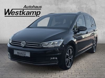 Gebraucht VW Touran Highline 150 PS (110 kW) 2020 Deep black perleffekt Van / Kleinbus