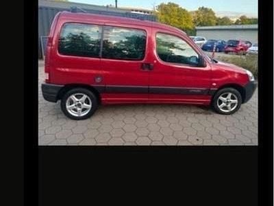 Gebraucht Citroën Berlingo 75 PS (55 kW) 2008 Rot Van / Kleinbus
