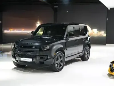 Usata Land Rover Defender 525 CV (386 kW) 2023 Grigio SUV
