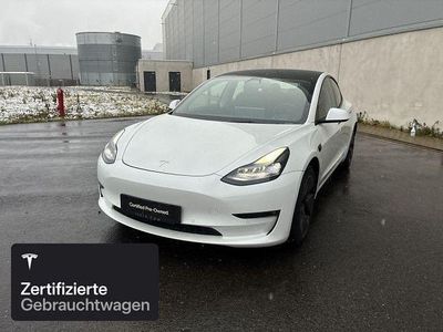 Weiß Gebraucht 2021 Tesla Model 3 Long Range AWD Limousine | 28.600 € (Etwas zu teuer)