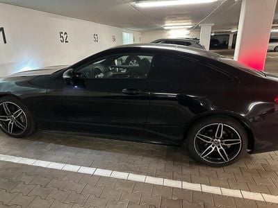 Mercedes E300