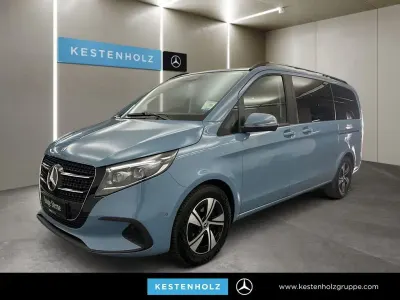 Gebraucht Mercedes V300 237 PS (174 kW) 2025 Blau Van / Kleinbus