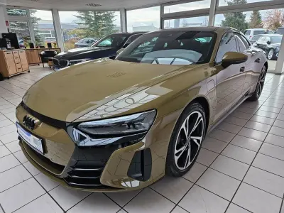 Gebraucht Audi e-tron GT quattro Sport 350 kW (476 PS) 2022 Grün Limousine