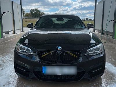 BMW M235