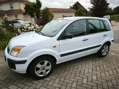 Gebraucht Ford Fusion 68 PS (50 kW) 2009 Weiß Kleinwagen