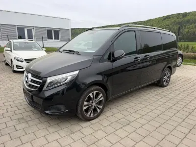 Usata Mercedes V220 163 CV (119 kW) 2016 Nero Monovolume