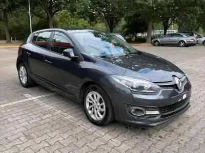 Gebraucht Renault Mégane III 110 PS (80 kW) 2014 Grau Limousine