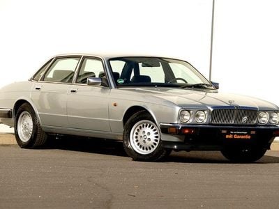 Silber Gebraucht 1990 Jaguar XJ40 Limousine | 6.899 €