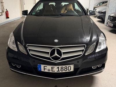 Gebraucht Mercedes E200 Elegance 184 PS (135 kW) 2012 Schwarz Cabrio