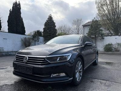 Second-hand VW Passat Business 150 CP (110 kW) 2019 Albastru Berlinǎ