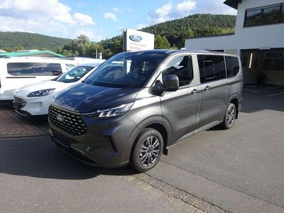 Usata Ford Tourneo Titanium 136 CV (100 kW) 2025 Grigio Monovolume