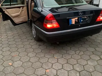 Gebraucht Mercedes C240 136 PS (100 kW) 1998 Limousine