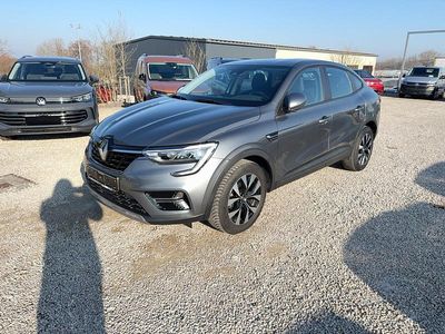 Grau Gebraucht 2022 Renault Arkana Zen SUV | 20.720 € (Fairer Preis)