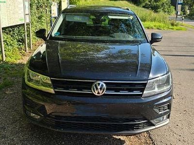 Gebraucht VW Tiguan IQ Drive 150 PS (110 kW) 2019 Schwarz SUV
