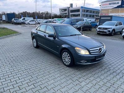 Grau Gebraucht 2010 Mercedes C220 Avantgarde Limousine | 9.700 € (Etwas zu teuer)