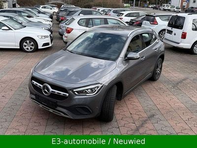 Gebraucht Mercedes GLA200 150 PS (110 kW) 2021 Grau SUV