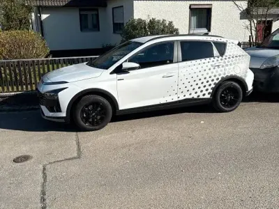 Usata Hyundai Bayon Trend 101 CV (74 kW) 2024 Bianco SUV