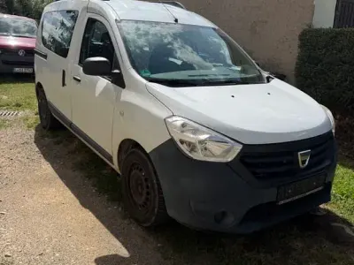 Gebraucht Dacia Dokker Essentiel 75 PS (55 kW) 2013 Weiß Van / Kleinbus