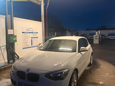 Gebraucht BMW 116 Sport Line 136 PS (100 kW) 2012 Weiß Kleinwagen