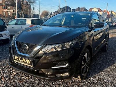 Schwarz Gebraucht 2018 Nissan Qashqai N-Connecta SUV | 14.900 € (Fairer Preis)