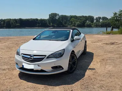 Gebraucht Opel Cascada Innovation 200 PS (147 kW) 2017 Weiß Cabrio