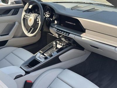 Porsche 911 Carrera 4S