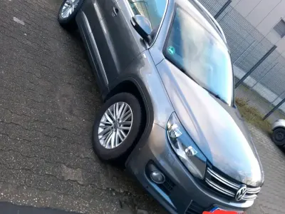 Gebraucht VW Tiguan 140 PS (102 kW) 2014 Grau SUV