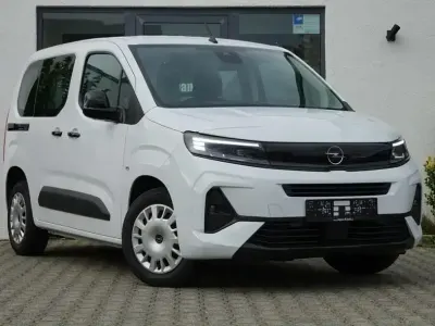 Second-hand Opel Combo Life 110 CP (80 kW) 2025 Alb Monovolum