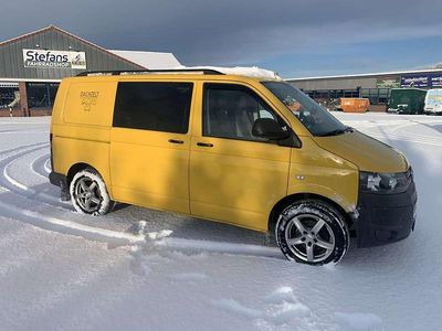 Usata VW Transporter 84 CV (61 kW) 2011 Giallo Furgone