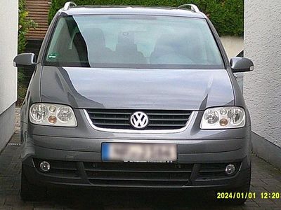 Gebraucht VW Touran Highline 116 PS (85 kW) 2006 Grau Van / Kleinbus