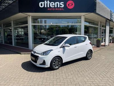 Gebraucht Hyundai i10 67 PS (49 kW) 2017 Polar white Kleinwagen