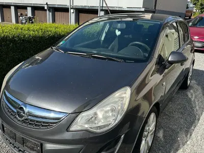 Gebraucht Opel Corsa Innovation 87 PS (63 kW) 2012 Grau Kleinwagen