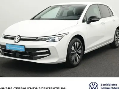 Gebraucht VW Golf VIII Goal 116 PS (85 kW) 2025 Pure white Limousine