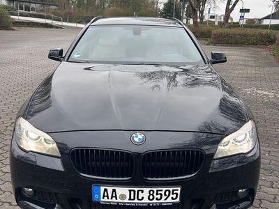 Usata BMW 530 M Sport 258 CV (189 kW) 2012 Blu Station wagon